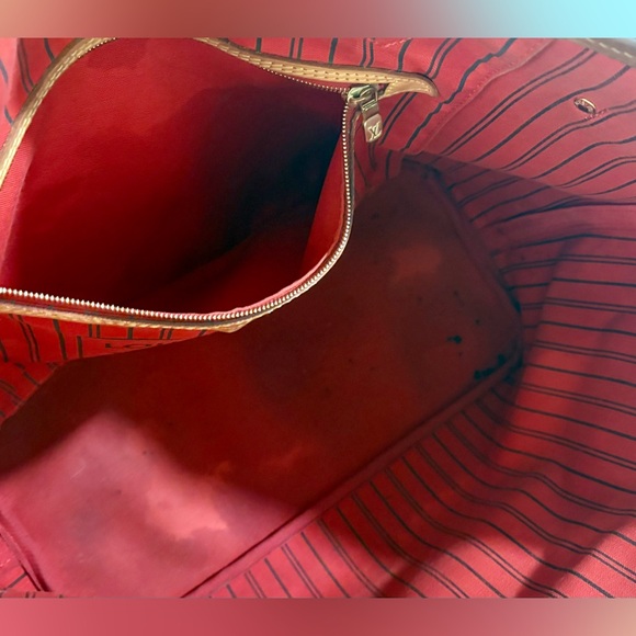 Louis Vuitton Neverfull Brown Monogram Tote - Picture 5 of 10